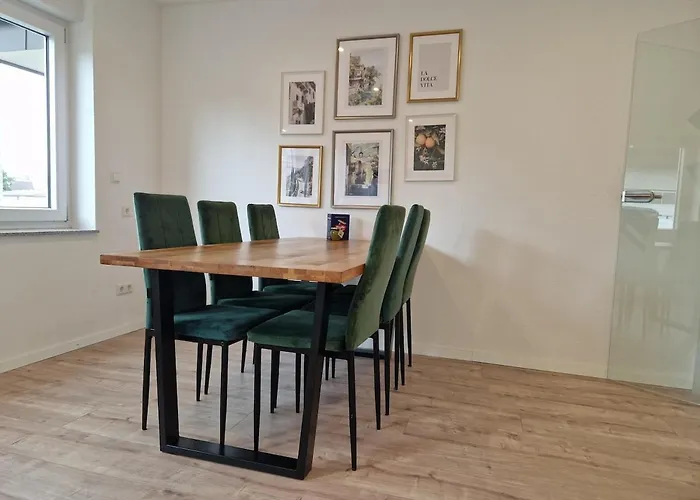 Design Bei Freiburg Apartman *